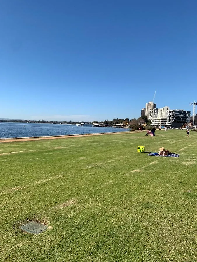 10/17 Richardson Street, South Perth Apartment